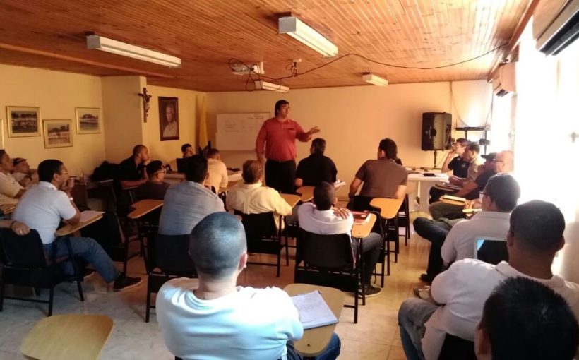 Intervencion del Abogado Cesar Luque en la Asamblea Nacional de Delegados Sintracarcol