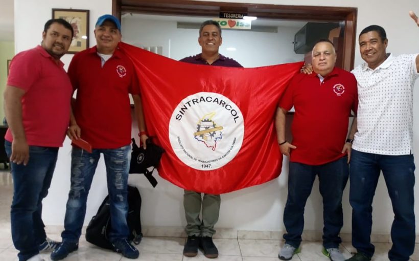Se Escuchan Rumores De Cacerolazo!!! En La Seccional De Yumbo 5 Afiliaciones En Dos Dias. Ante La No Solución Del Conflicto Laboral En SmurfitKappa Cartón De Colombia. Es Una Buena Respuesta De Los Trabajadores.